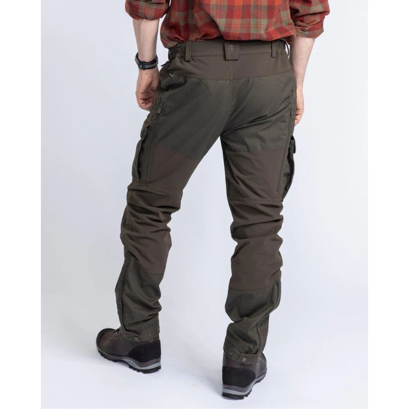 Pinewood Dog Sports Trainer Extreme Buks